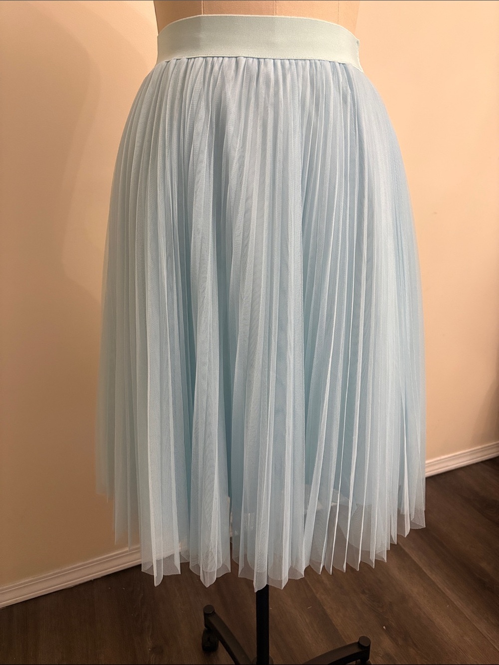 Light Blue Pleated Tulle Midi Skirt
